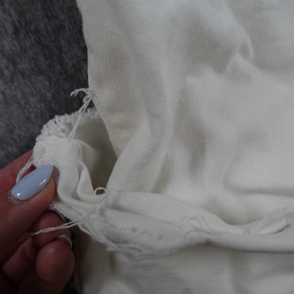 Ava & Viv Jeans Women 17 White Straight Button Fly Raw Hem High Waist Cuffed